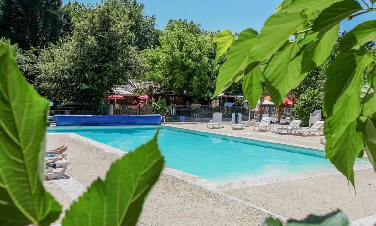 Antonne-et-Trigonant House | Camping 3 étoiles - Piscine - ccbefdf