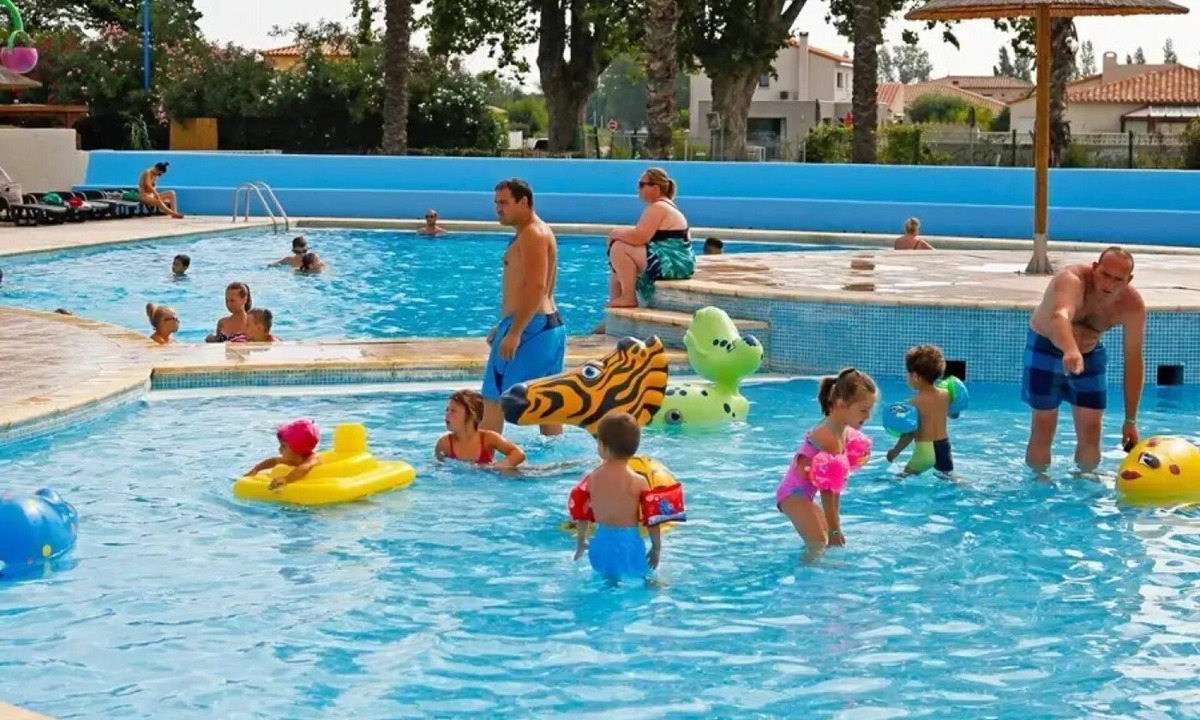 Saint-Cyprien House | Camping 4 étoiles - Parc aquatique - ccbahgb