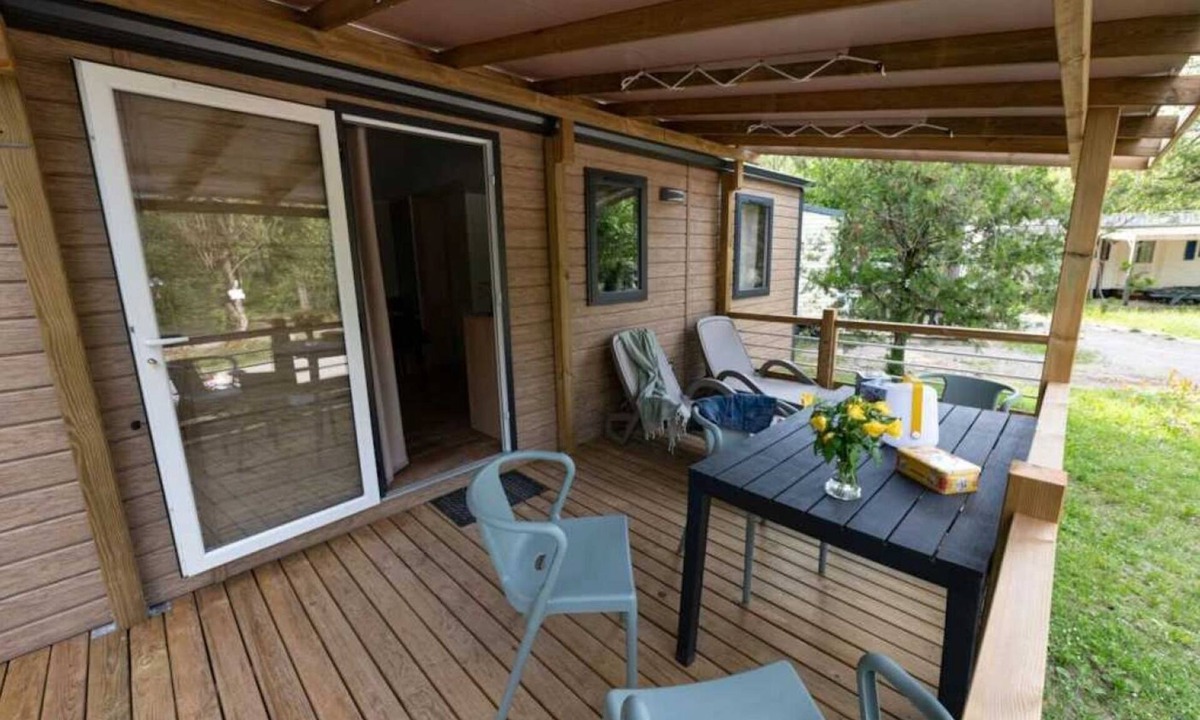 Die House | Camping 4 étoiles - Piscine - ccaifii