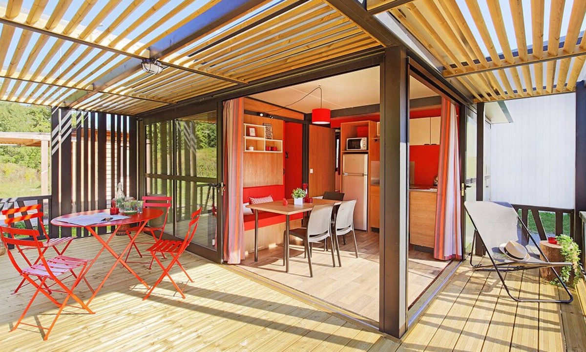 Lezan Ski Chalet | Camping Chalet Nouméa