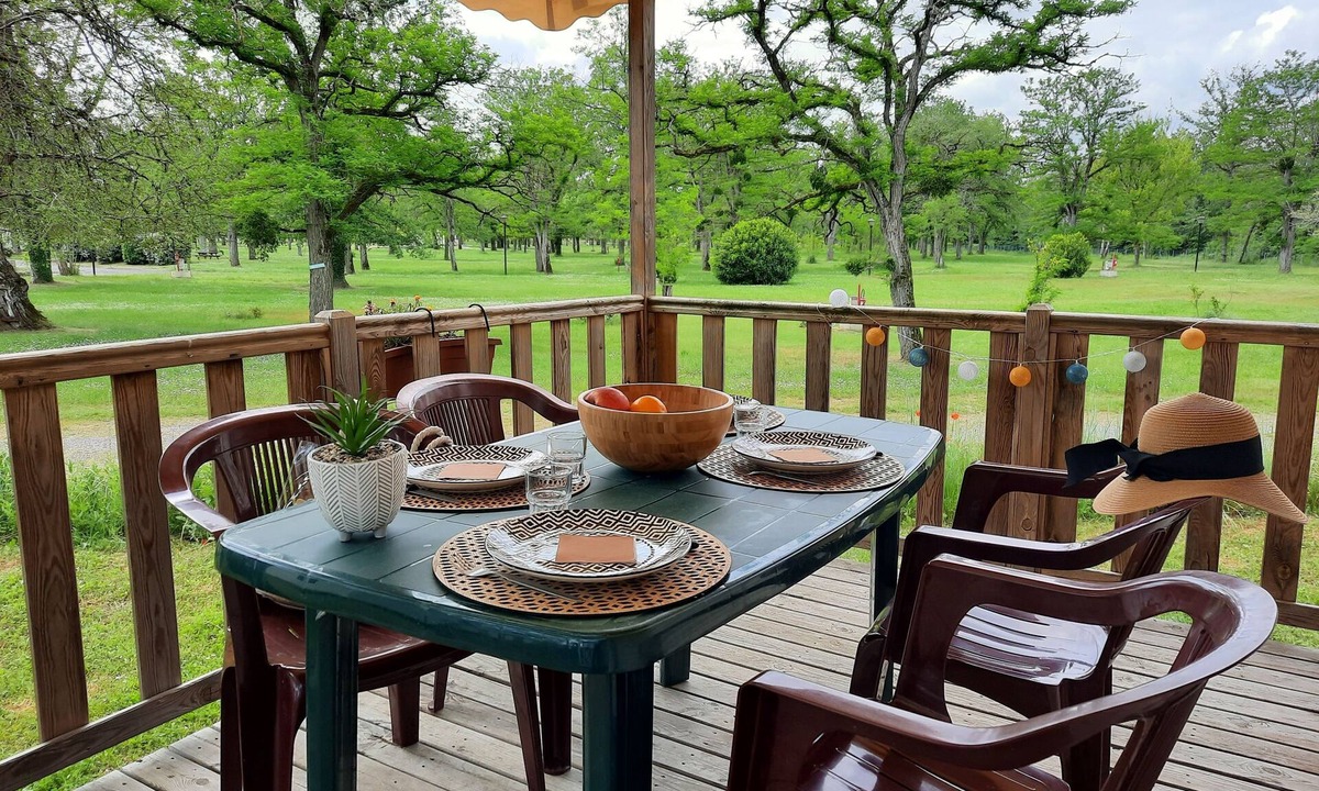 Bannay RV Rental | Camping de l'Île