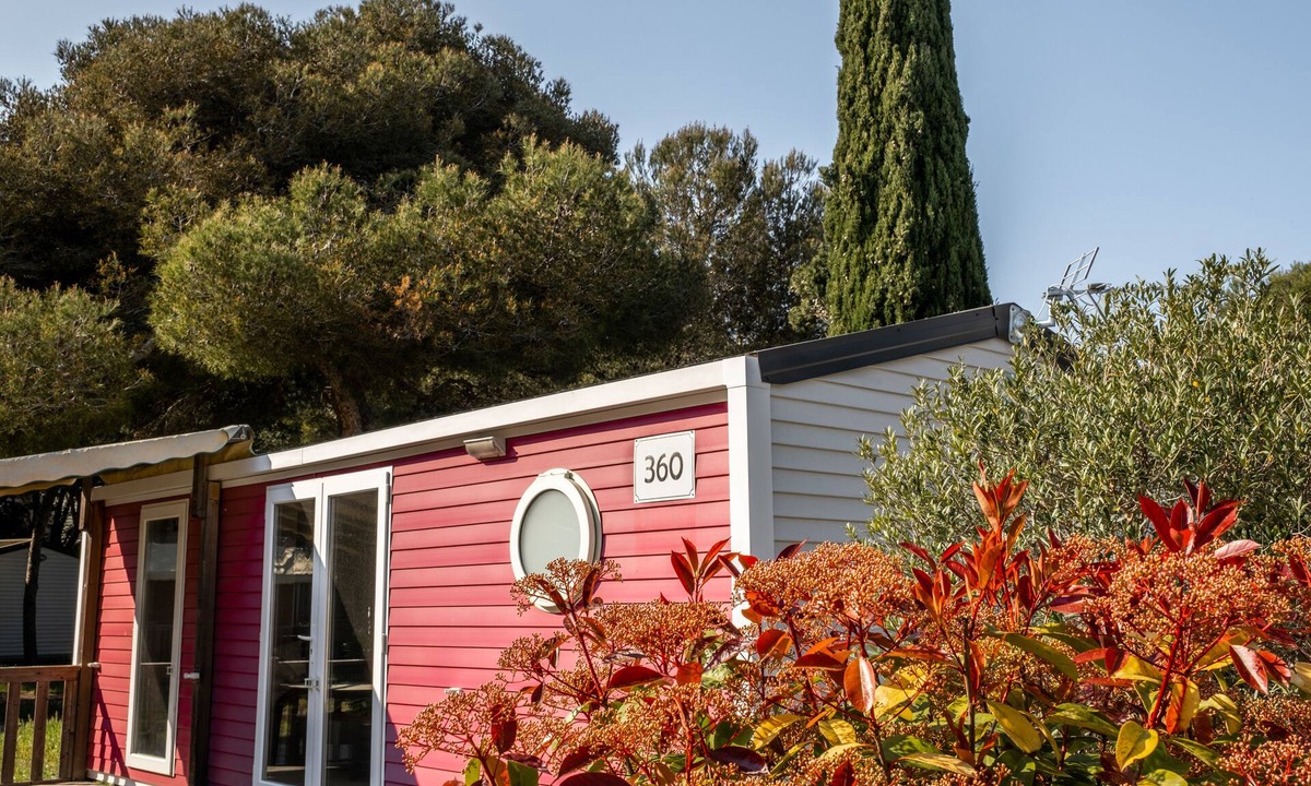 La Couronne RV Rental | Camping de l'Arquet Cote Bleue