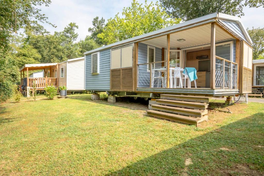 Salies-de-Bearn Hotel | Camping des Salines