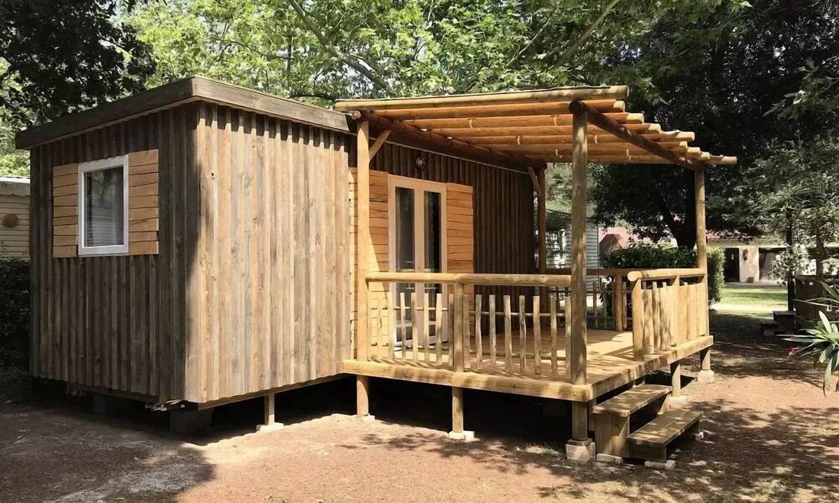 Saint-Jean-Pla-de-Corts Cabin | Camping les Casteillets* - 3-room cabin for 5 people Without sanitary facilities