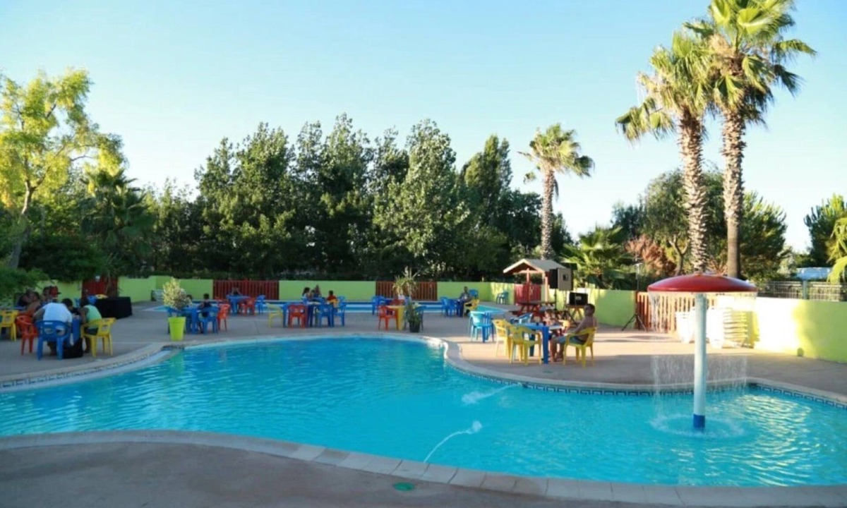 Villeneuve-les-Beziers House | Camping 4 étoiles - Piscine - ccaffca