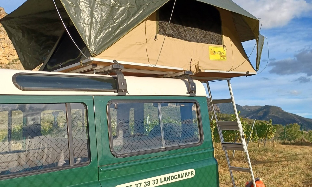 Goulles Cabin | camping in rooftent Landrover Defender