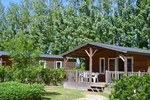 Le Perrier Ski Chalet | Camping La Loire Fleurie
