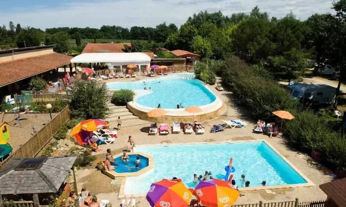 Estang Ski Chalet | Camping Les Lacs De Courtès* - Chalet Adour 3 Rooms 5 People