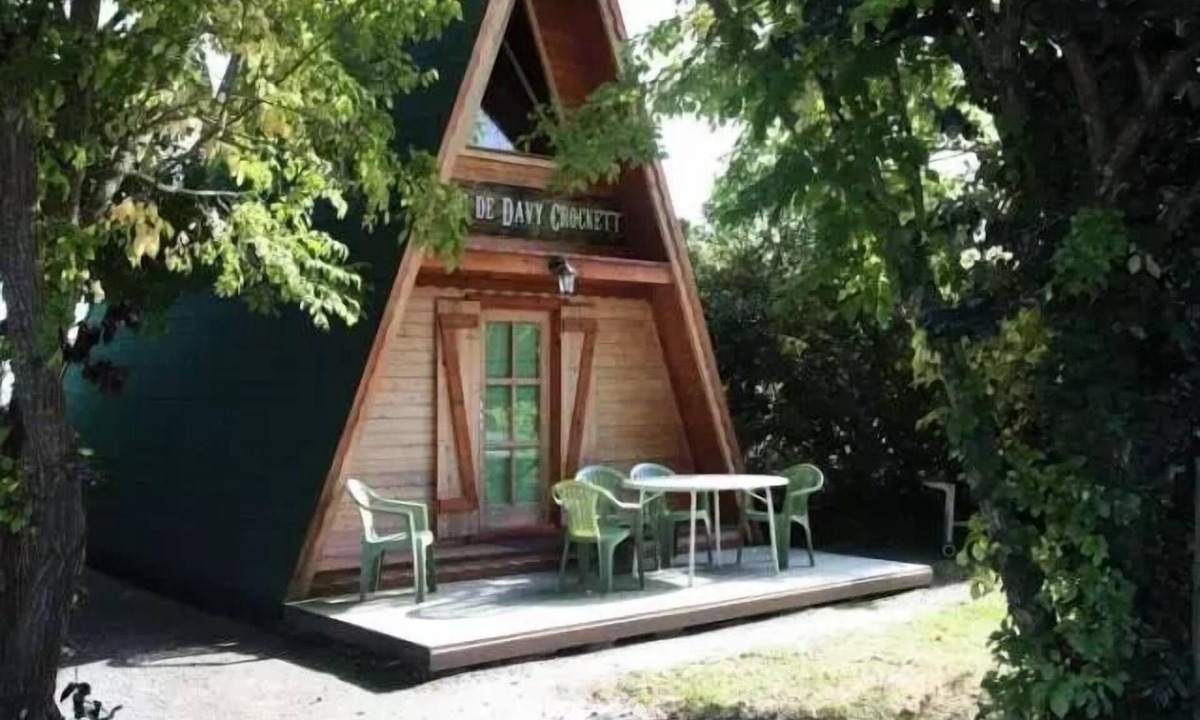 Sallertaine Cabin | Camping Les P'tites Maisons dans la Prairie * - Cabane David Crockett 4 people