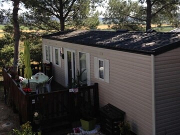 Calvisson House | Camping Mer Et Camargue **** - Mobilhome for 8 People