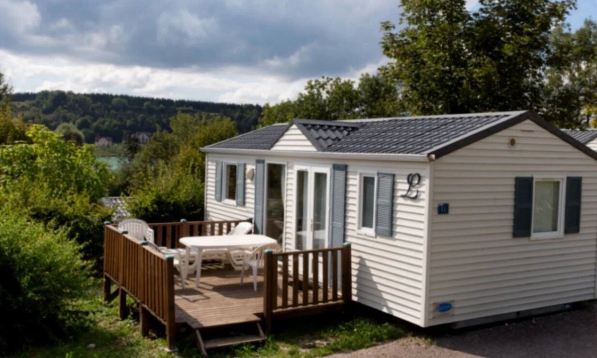 Clairvaux-les-Lacs House | Camping - Piscine - ccagfdd