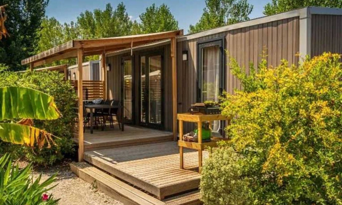 Serignan-Plage House | Camping - Piscine - ccagece