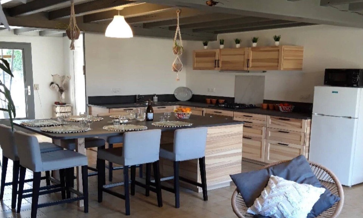 Vendoire House | Camping - Piscine - ccbedfe