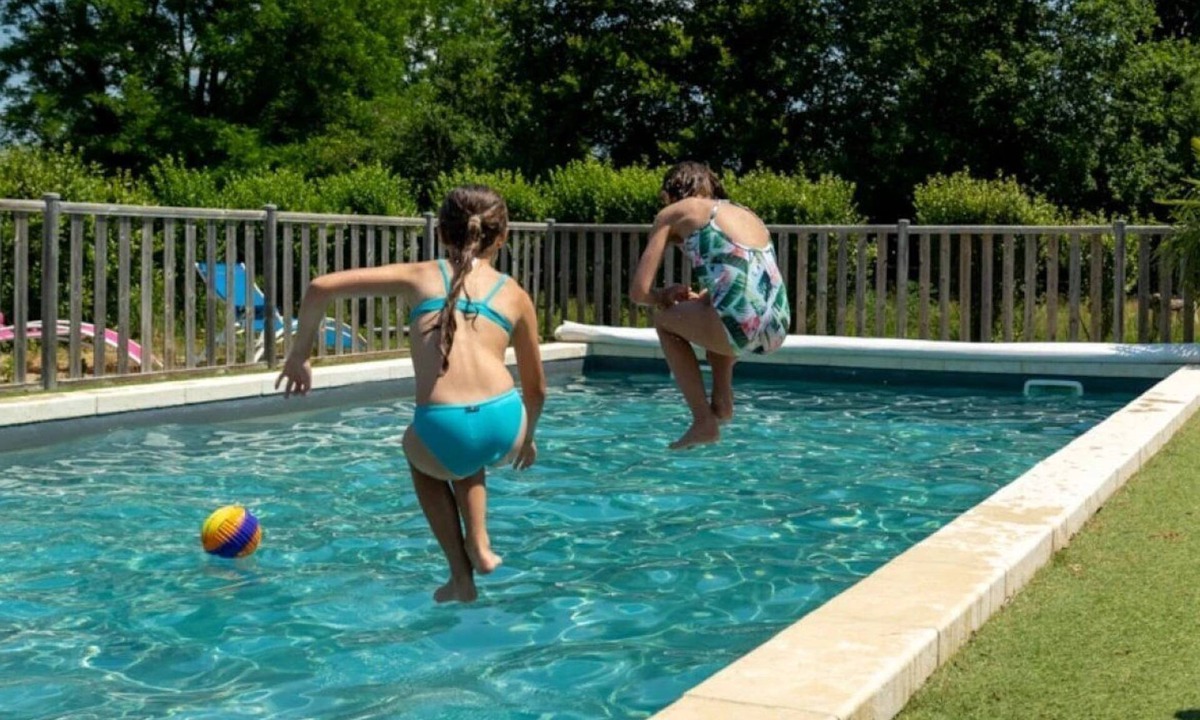 Chassenard House | Camping - Piscine - eecedf