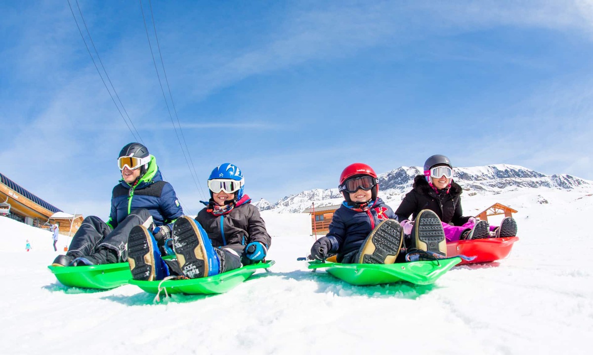 Le Bourg-d'Oisans RV Rental | Camping RCN Belledonne