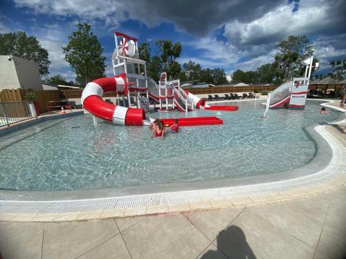 Vendres Apartment | Camping Valras plage 5 étoiles