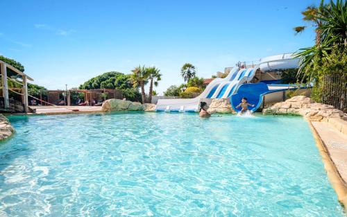 Les Cabanes de Fleury Resort | Camping Vendres