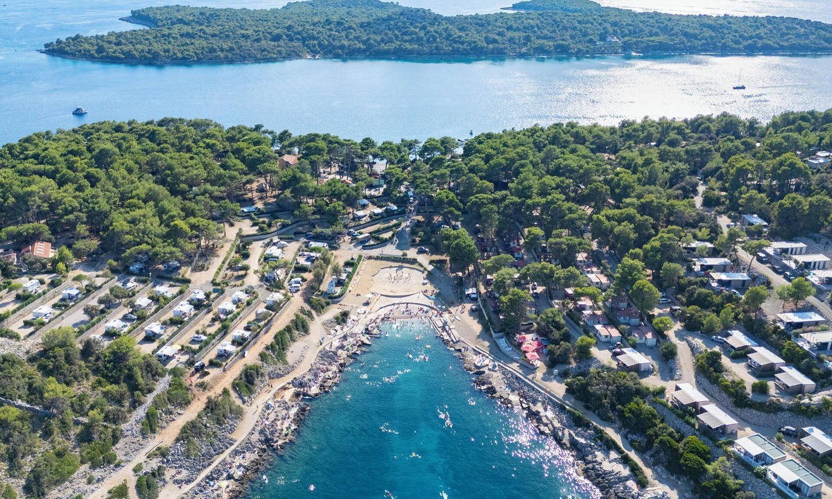 Cove Murtar RV Rental | Camping Village Poljana