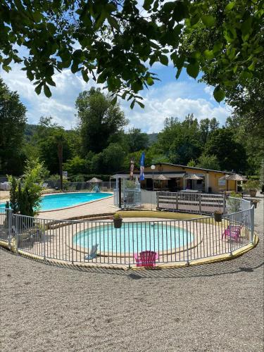 Tournon-sur-Rhone Other | camping Youpendi
