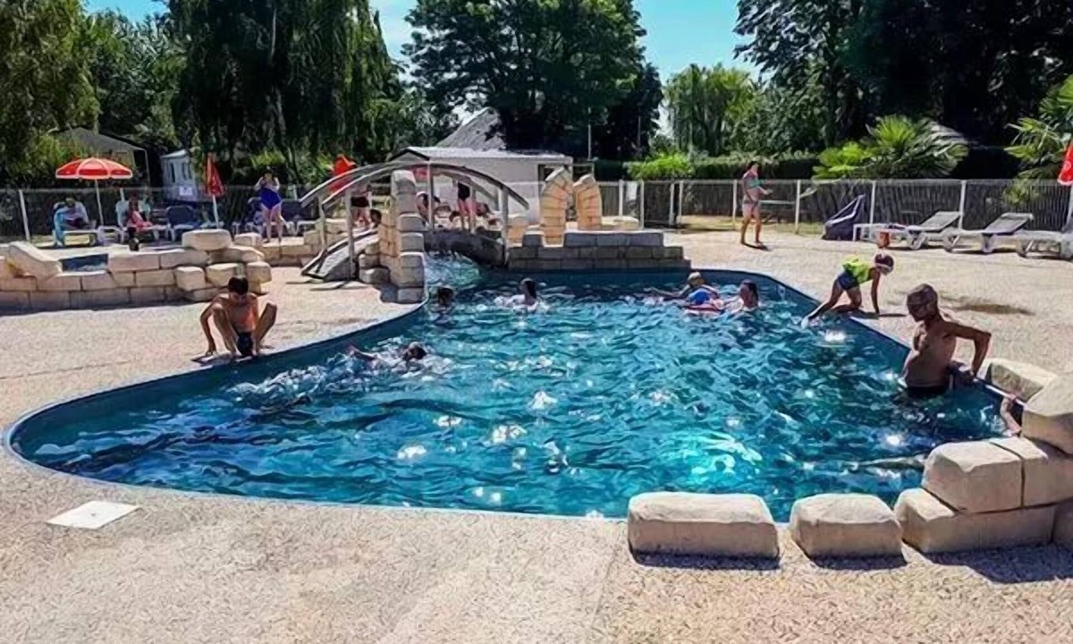 Luynes House | Campsite Flower les Granges* - Mobile home PMR Comfort 3 Rooms 4 People