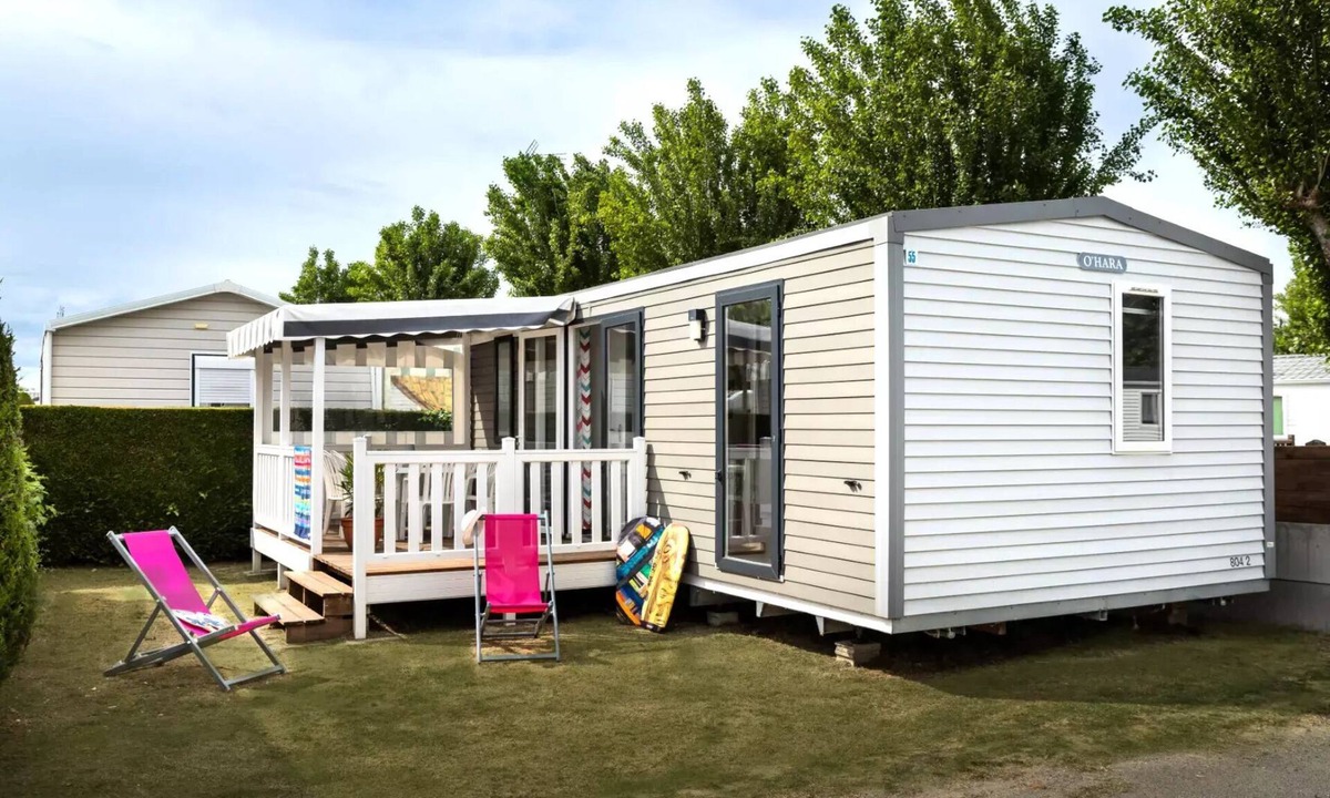 Saint-Jean-de-Monts House | Campsite La Prairie * * - Mobilhome Grand Confort 30m2/2 bedrooms - covered terrace 5 to 6 people - 5 pers. included in the tariff
