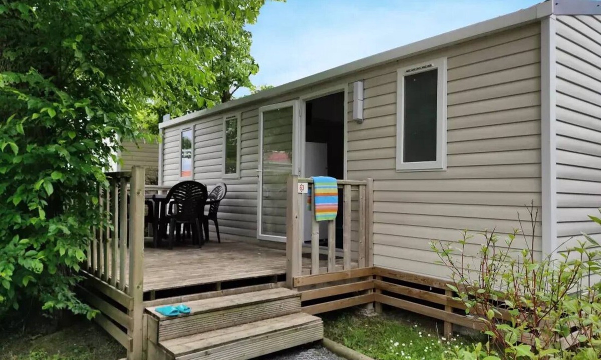 Saint-Laurent-sur-Sevre House | Campsite Le Rouge Gorge* * - MOBILE HOUSE 30m2 (3 bedrooms) ECO 6 persons