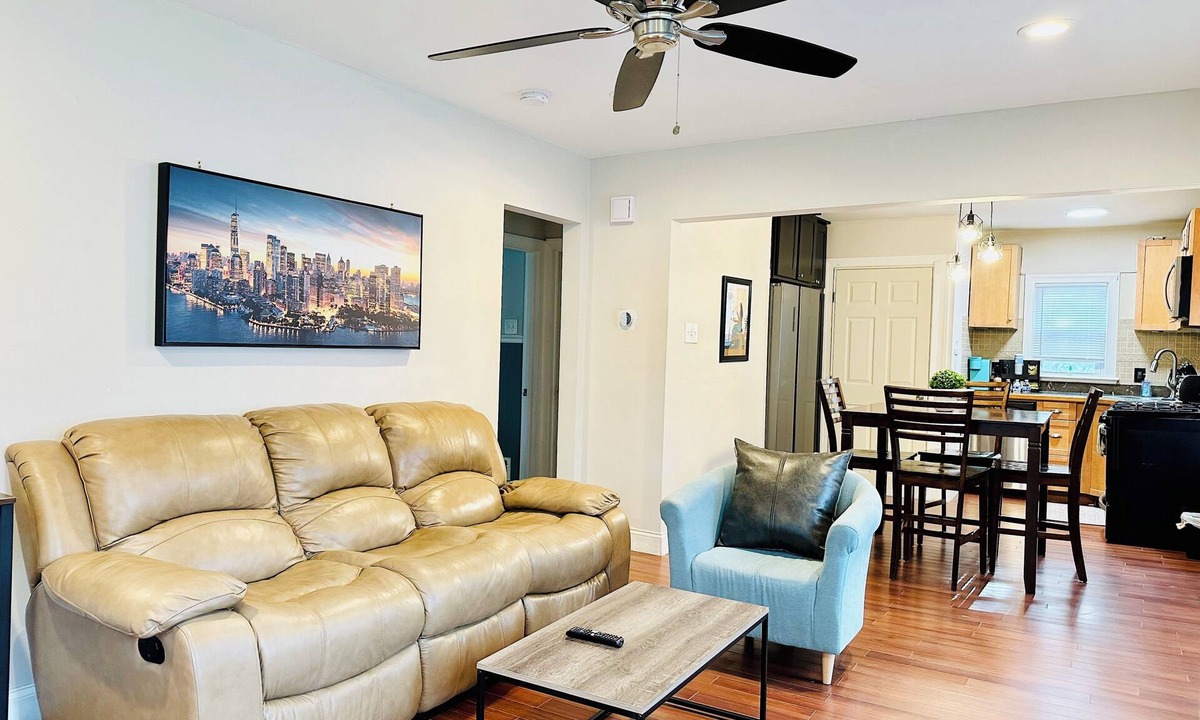 Cherry Hill House | Campu's Whole House