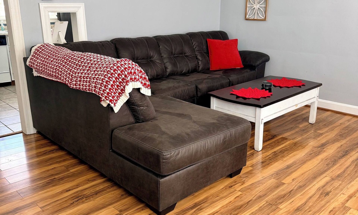 Hanover House | Campus Cottage: Cozy, Convenient, Captivating on Hanover College Campus