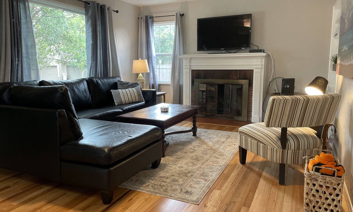 Corvallis House | CAMPUS COTTAGE, GREAT LOCATION