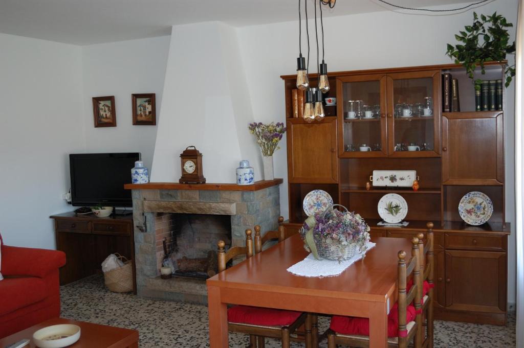 Arnes House | CAN ALBESA