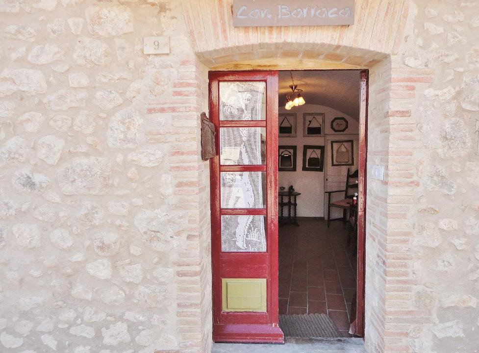 Avinyonet de Puigventos Apartment | Can Barraca