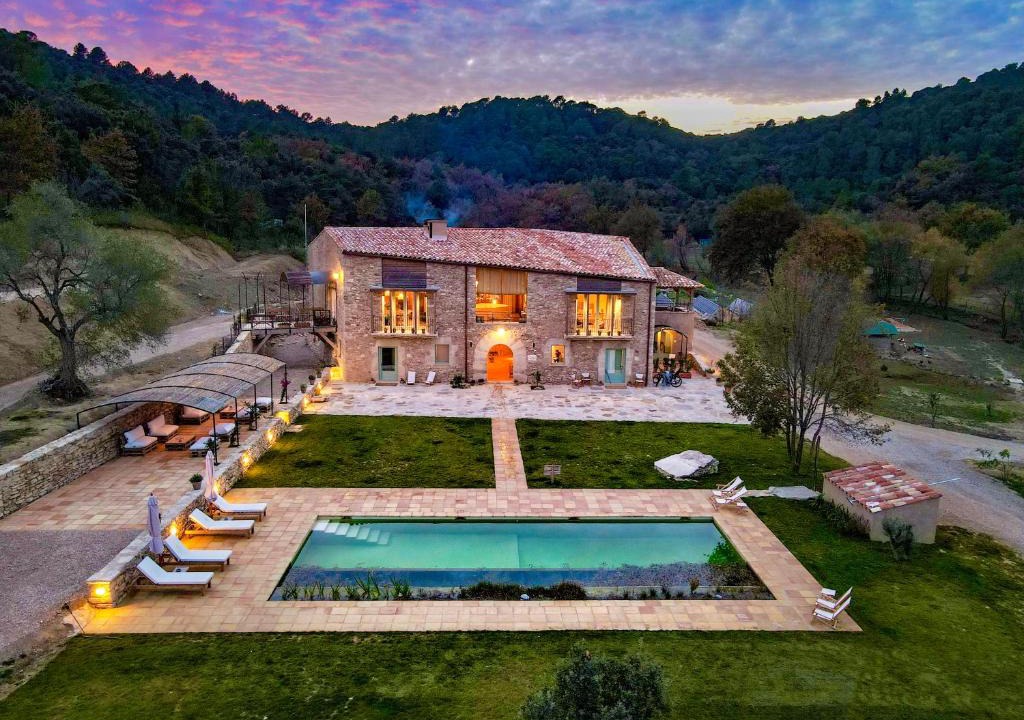 Sant Aniol de Finestres Hotel | Can Buch ECOHotel Boutique & SPA