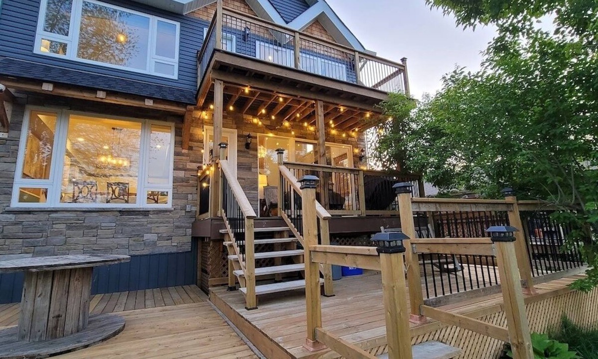 Port Stanton Cottage | CAN-Luxury cottage by the water