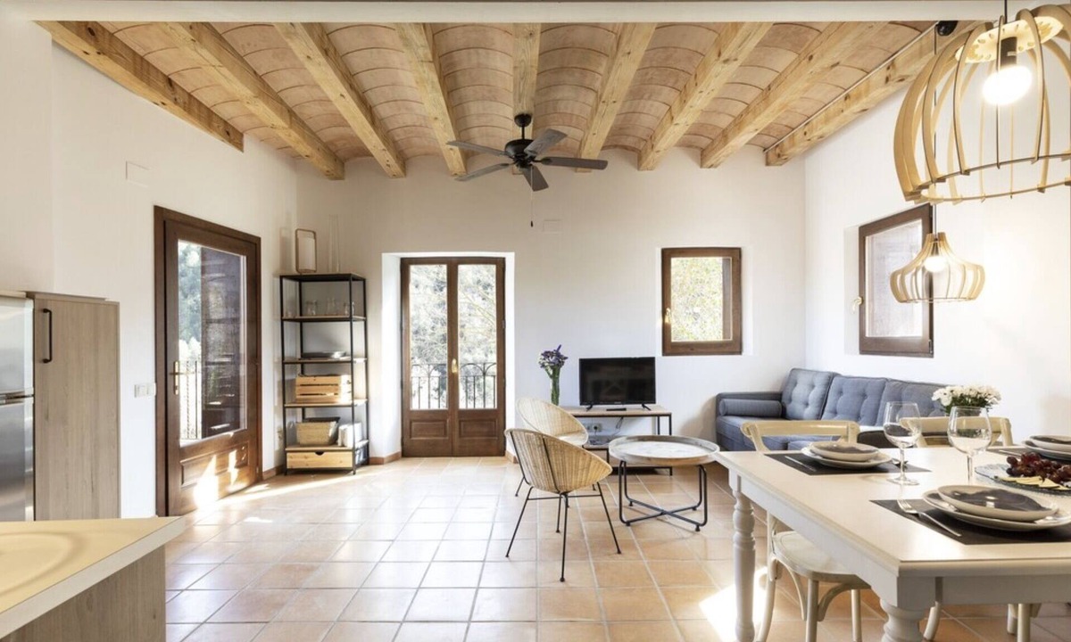 Orpi Apartment | Can Morei - El Jardí. Gran Apartamento 4/5personas