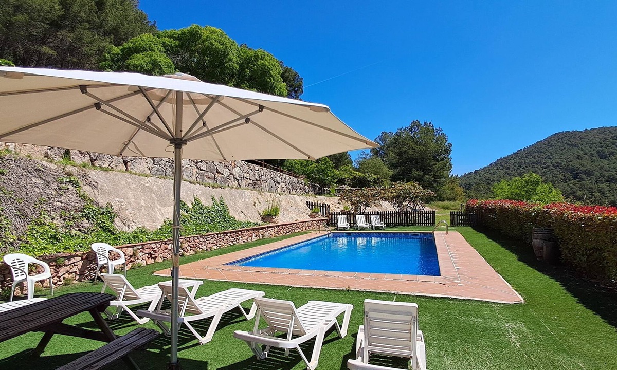 Vila-Rodona Villa | Can Puignoll - Fantastic Villa! Pool, great views, playground, 5 bedrooms