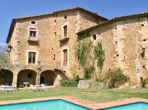 Maia de Montcal House | Can Traver de Besalú