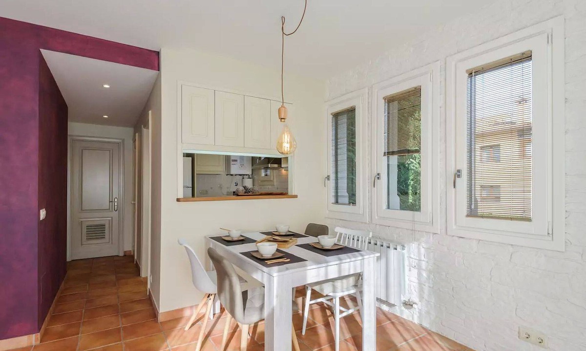 Joanetes Apartment | Can Trona Apartment 1B