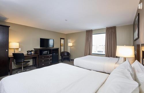 Regent Hotel | Canad Inns Destination Centre Transcona