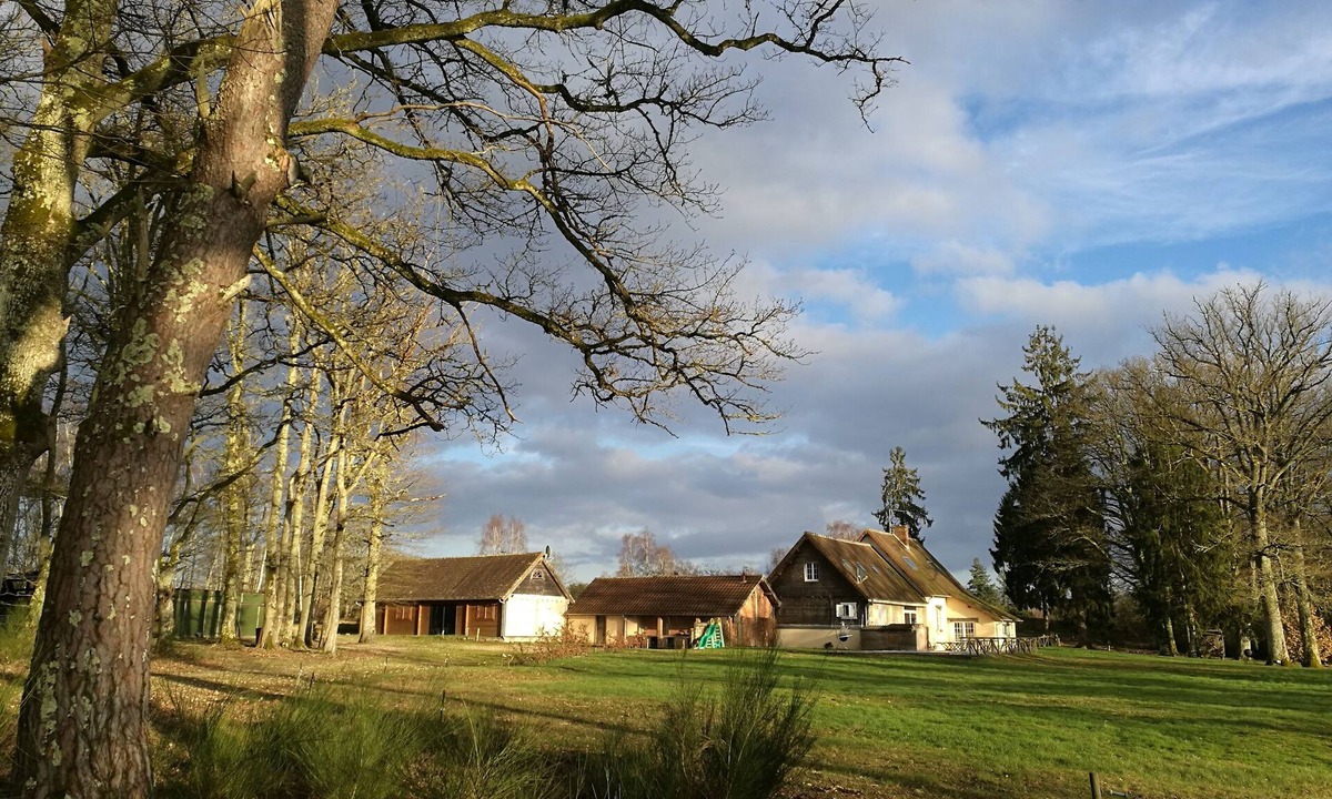 Souesmes House | CANADA 2 HOURS FROM PARIS WITH POOL