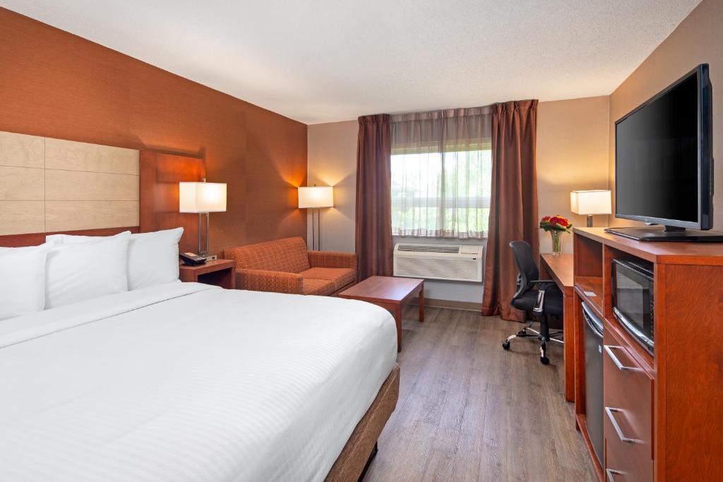 Richmond Hill Hotel | Canadas Best Value Inn-Richmond Hill