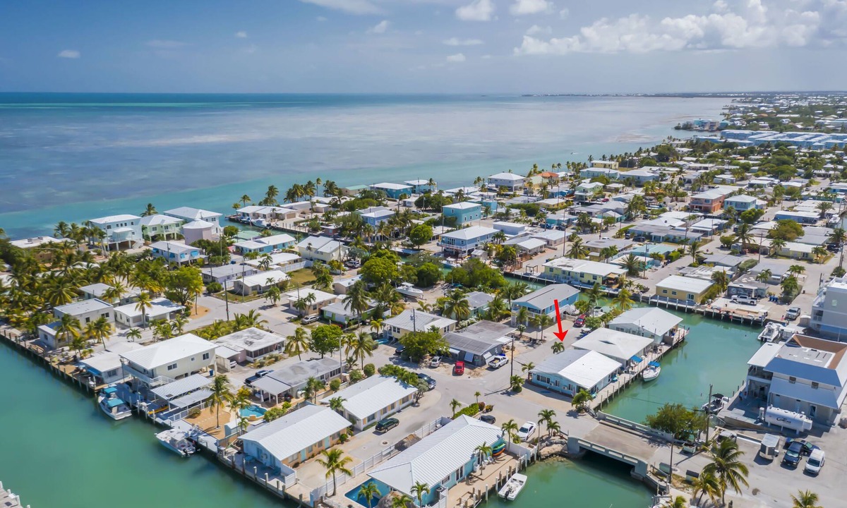 Little Venice House | Canal Front, Boat Dock, Updated!