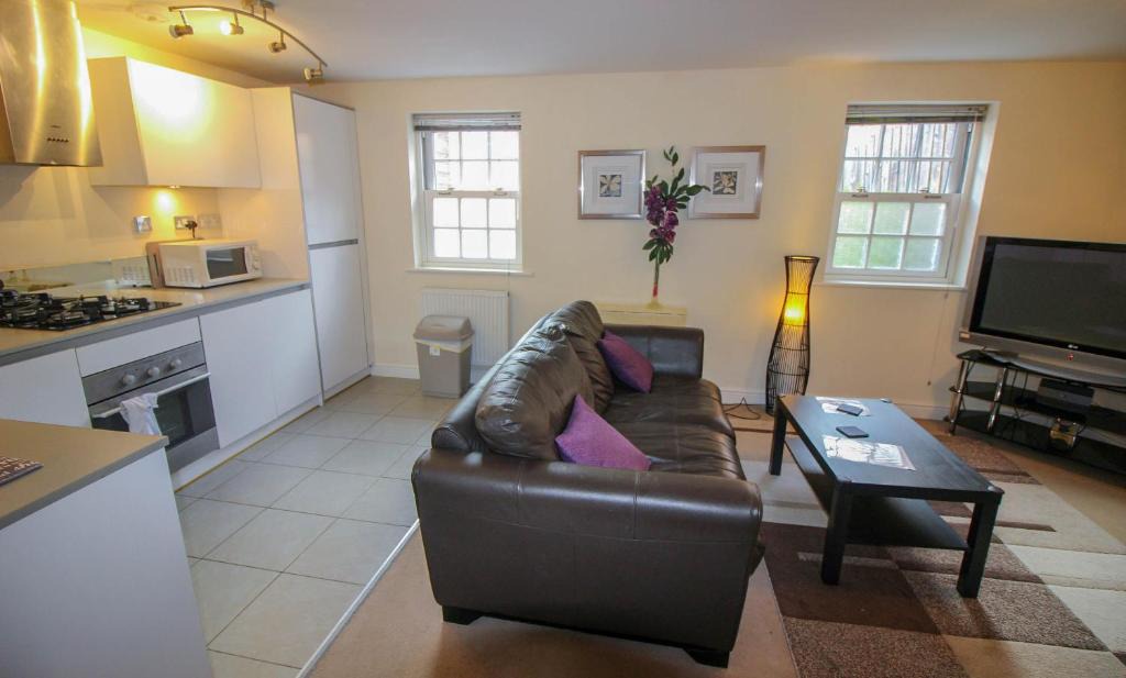 Diglis Apartment | Canal Side