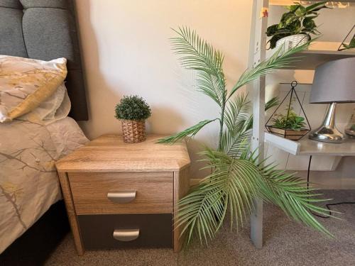 Heybridge Apartment | Canal Side Retreat