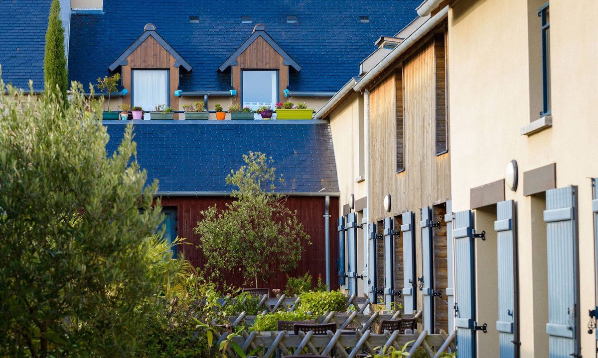 Cancale House | Cancale Port Family Stay