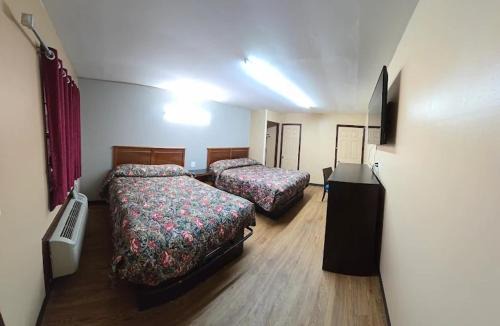 Ozark Hotel | Candle Light Motel