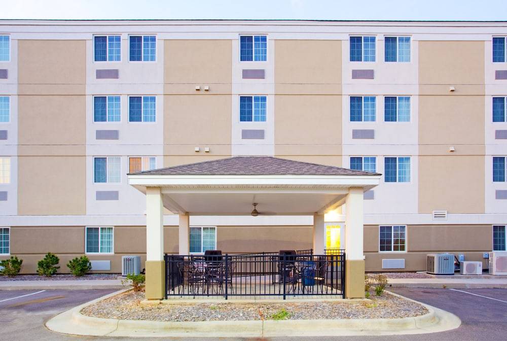 Wilson Hotel | Candlewood Suites Wilson, an IHG Hotel
