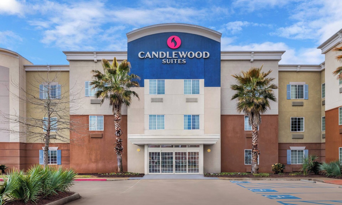 Alexandria Hotel | Candlewood Suites Alexandria by IHG