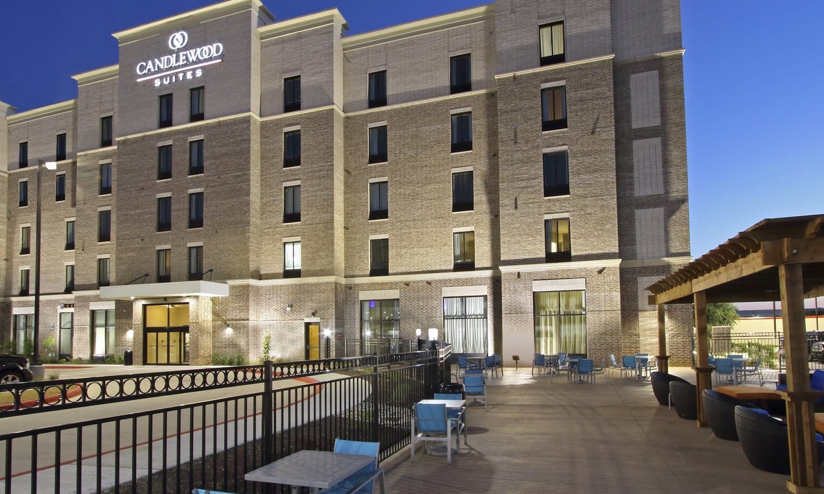 Frisco Hotel | Candlewood Suites Dallas-Frisco NW Toyota Ctr by IHG