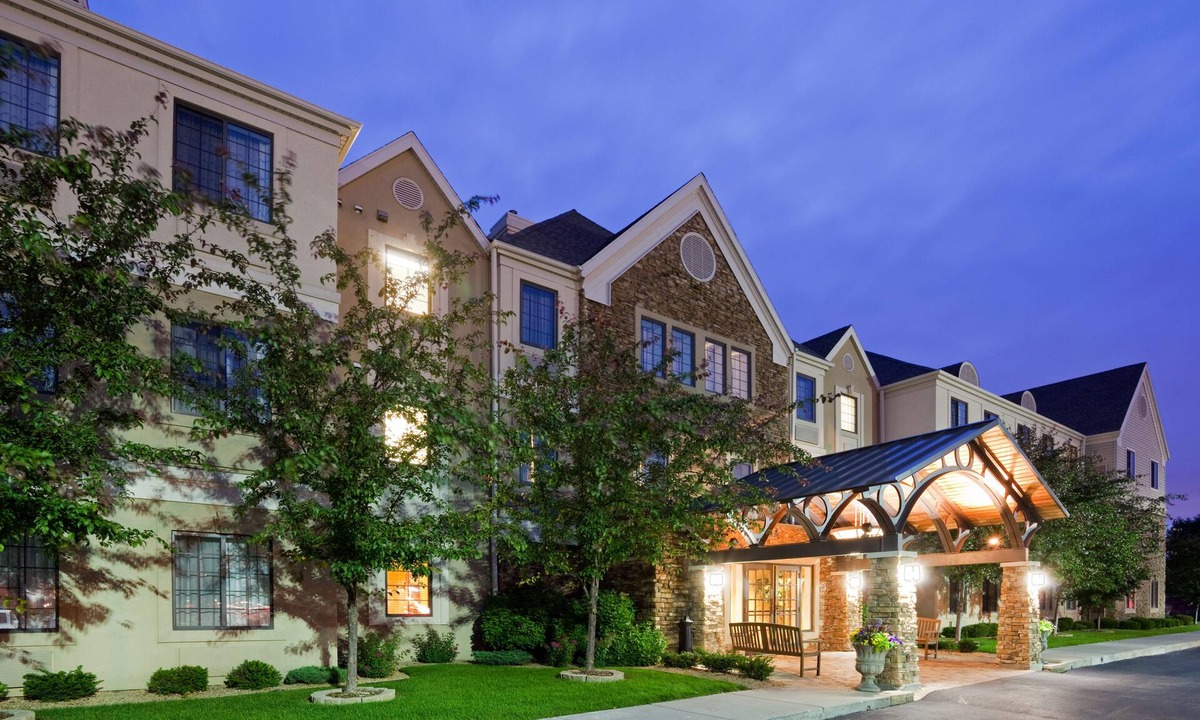 Eagan Hotel | Candlewood Suites Eagan Arpt South - Mall Area by IHG
