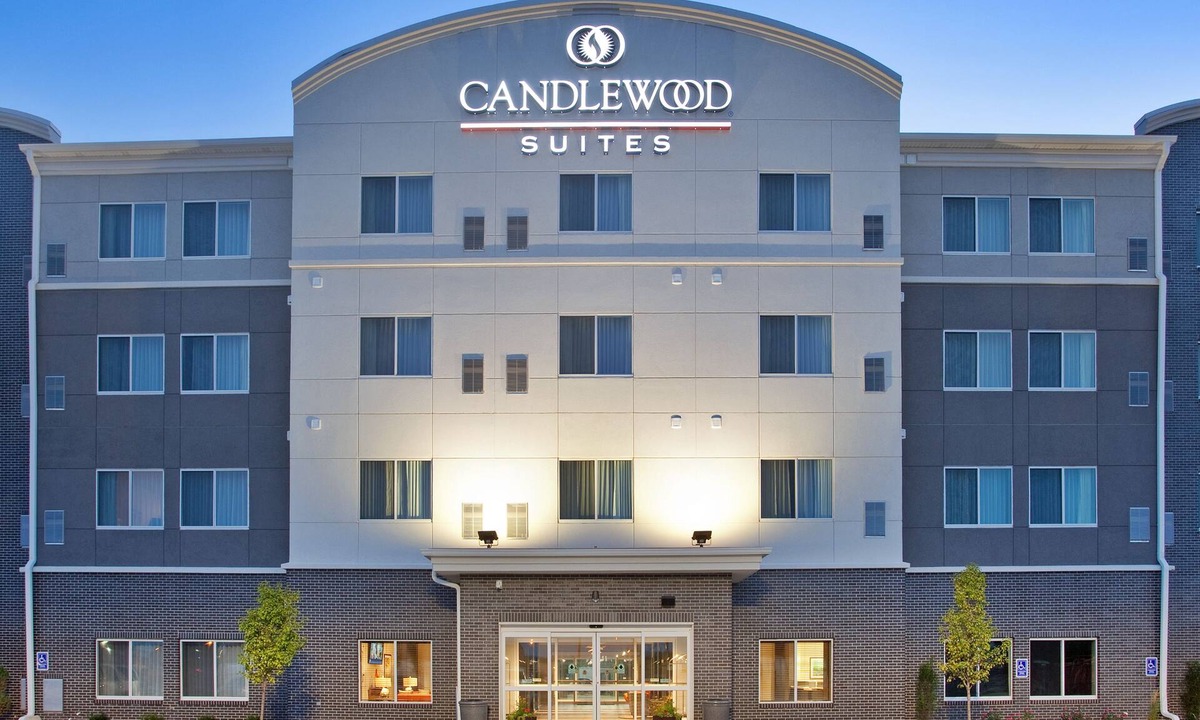 Grand Island Hotel | Candlewood Suites Grand Island by IHG